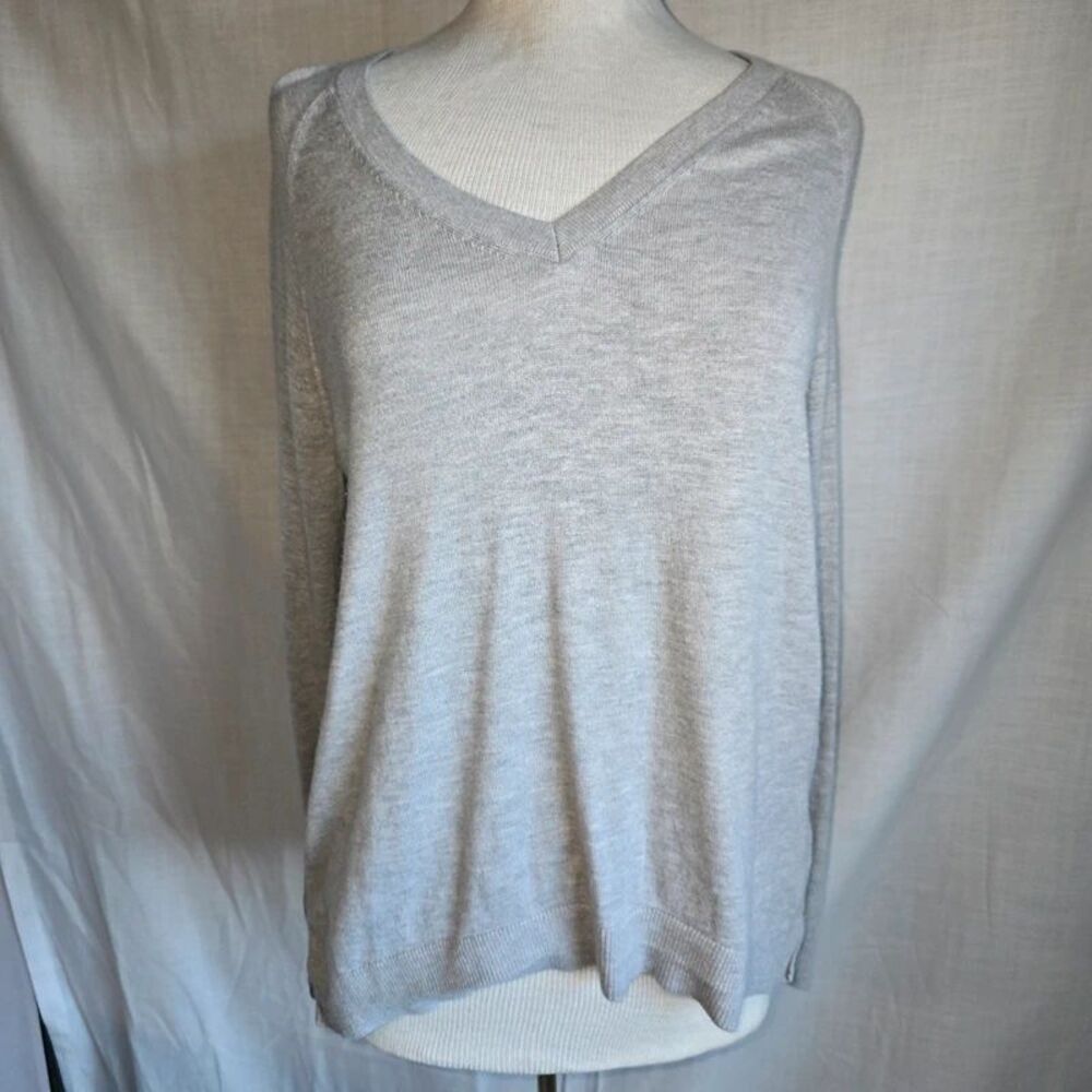 Banana Republic Women's V-Neck Sweater